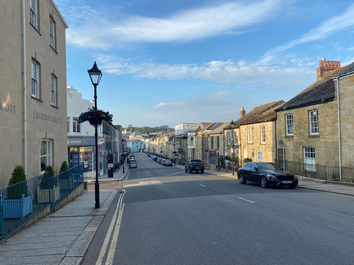 Apartment No 8 - Stay In Style In The Heart Of The Cathedral City. Truro Exteriör bild