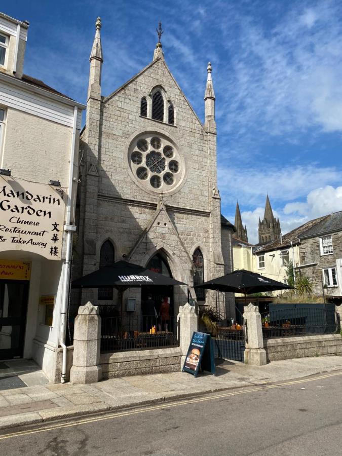 Apartment No 8 - Stay In Style In The Heart Of The Cathedral City. Truro Exteriör bild
