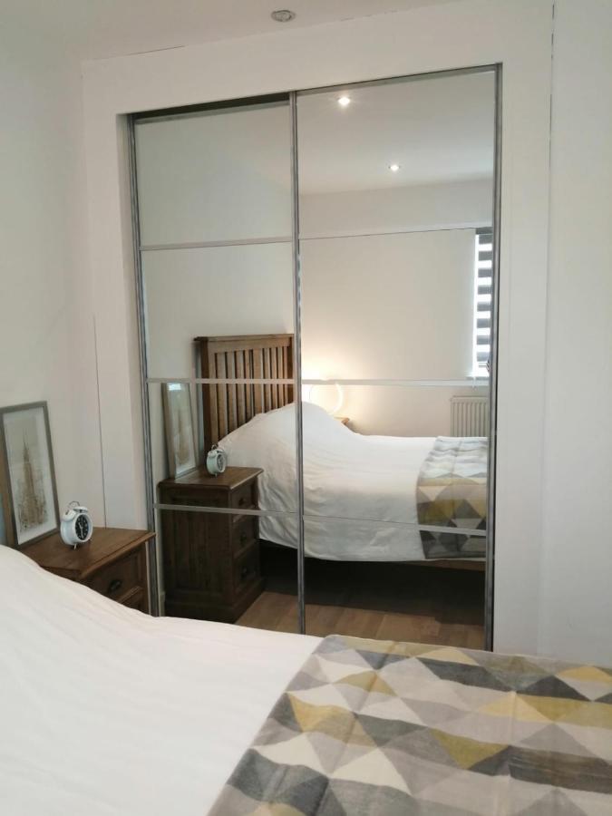 Apartment No 8 - Stay In Style In The Heart Of The Cathedral City. Truro Exteriör bild