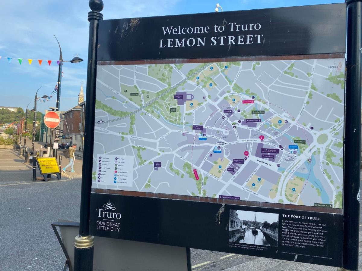 Apartment No 8 - Stay In Style In The Heart Of The Cathedral City. Truro Exteriör bild